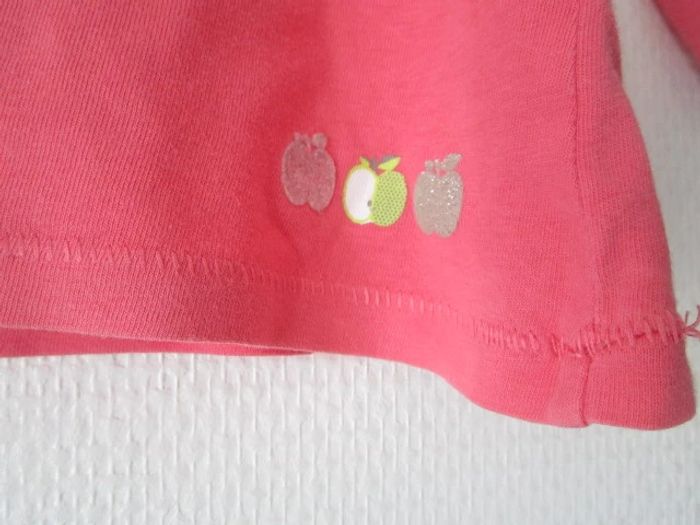 T-shirt corail col tunisien Obaïbi 6 mois TBE - photo numéro 4