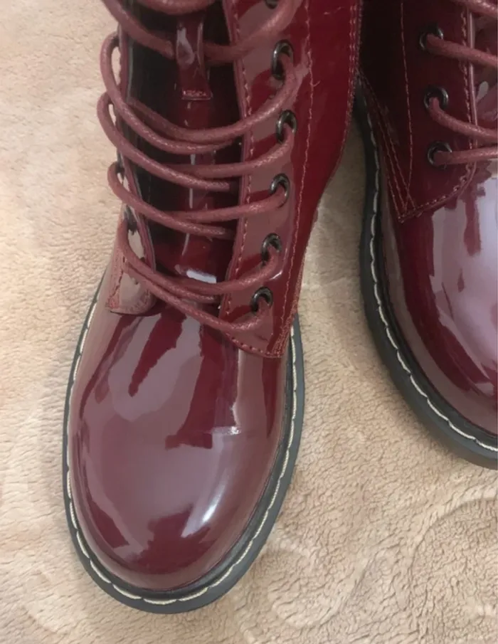 Bottines motard bordeaux vernis 🍭🍭 - photo numéro 5
