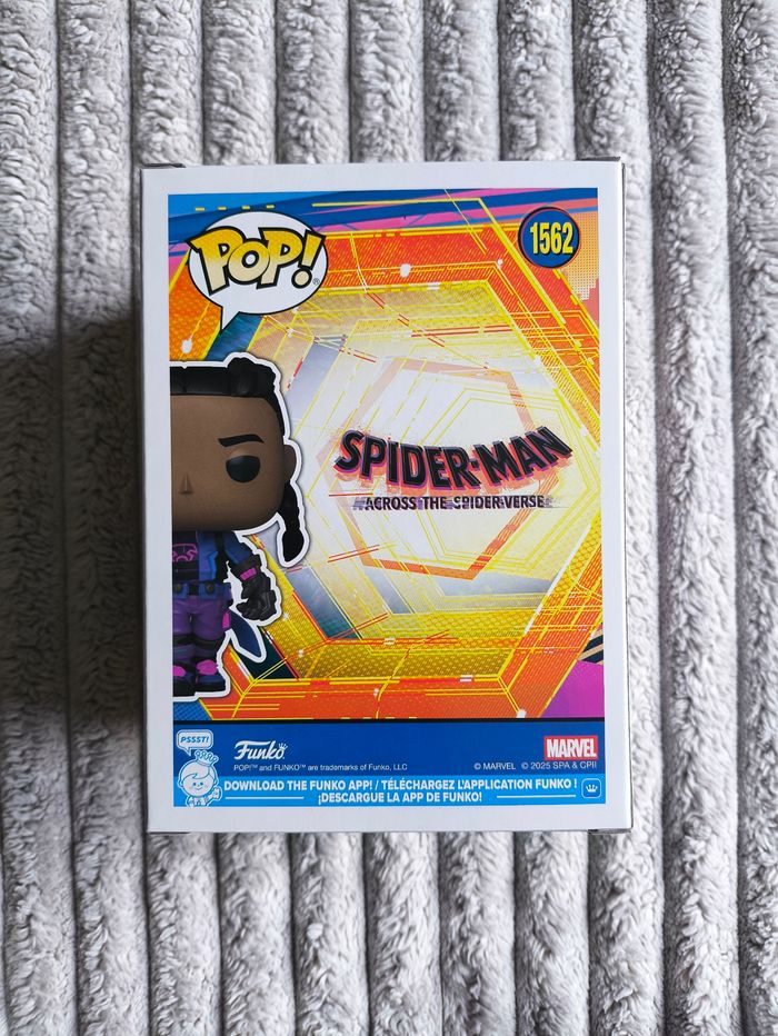 Funko Pop Supreme 1562 Miles G. Morales – Spider-Man Across the Spider-Verse – Édition Limitée 9500 PCS - photo numéro 3