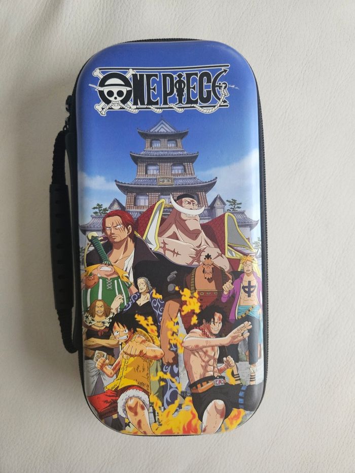Pochette neuve One Piece Switch