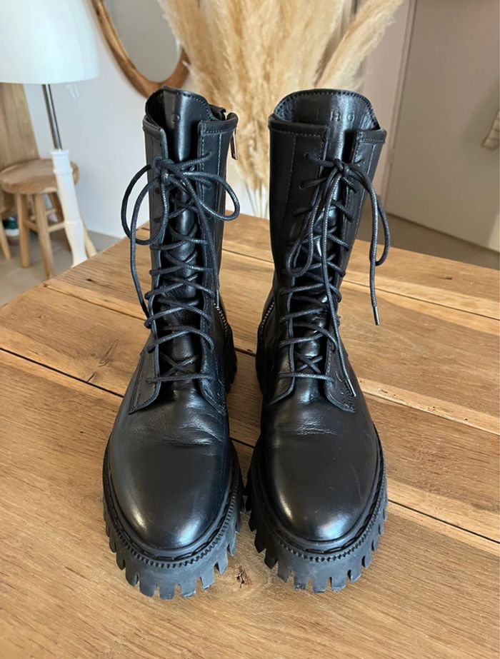 Boots noires en cuir Iro - photo numéro 2