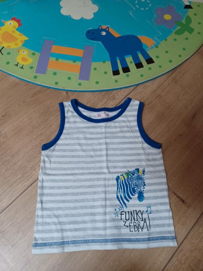 T-shirt sans manches garçon 3ans