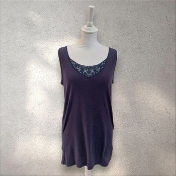 Débardeur col en dentelle bretelles larges 44