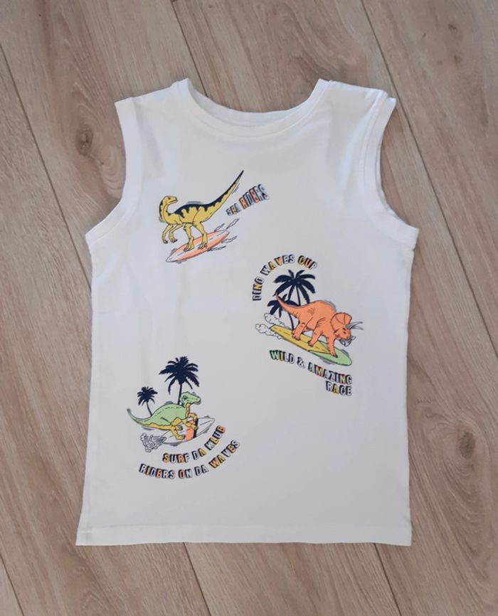 T-shirt garçon taille 8 ans
