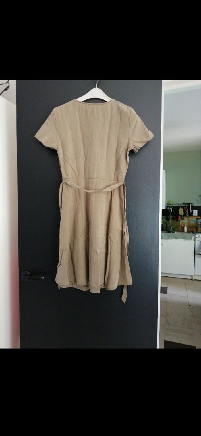 Robe kaki T:36 - photo numéro 2
