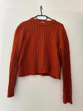 Pull orange d’hiver Stradivarius