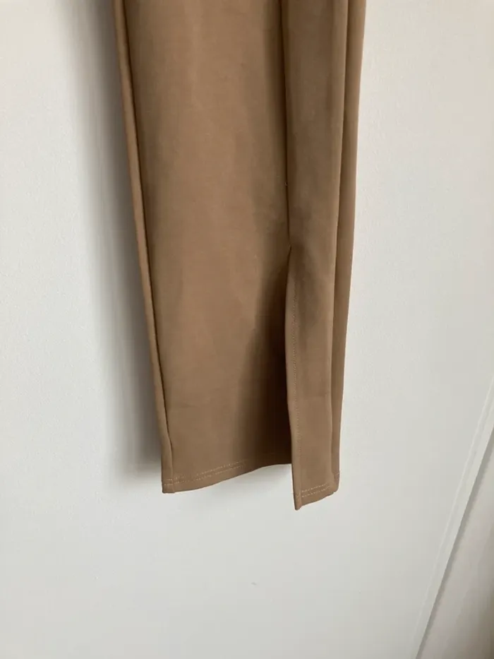 Pantalon moulant stretch beige camel marron crème taille M ajusté - photo numéro 4