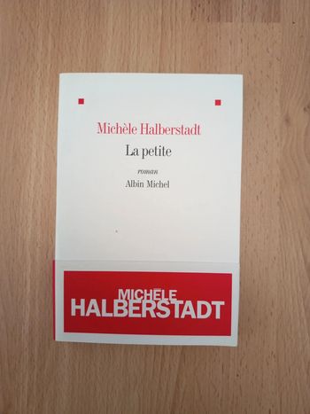 Livre La petite