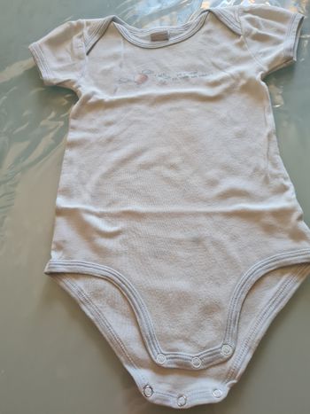 Lot de 2 bodys petit bateau 24 mois