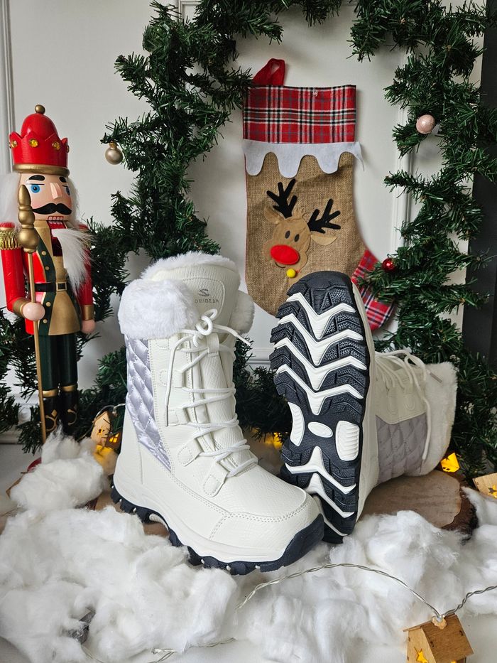 Lot chaussure d'hiver Hobibear et cache oreille - photo numéro 3