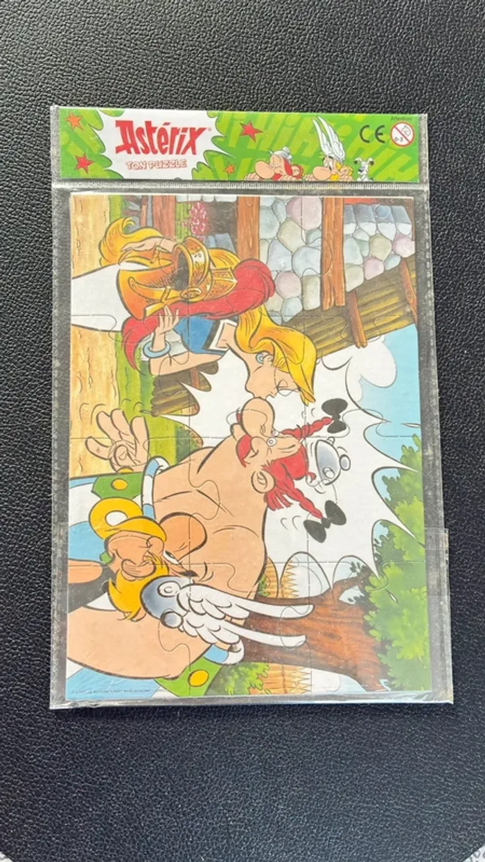 Puzzle 12 pièces Astérix neuf