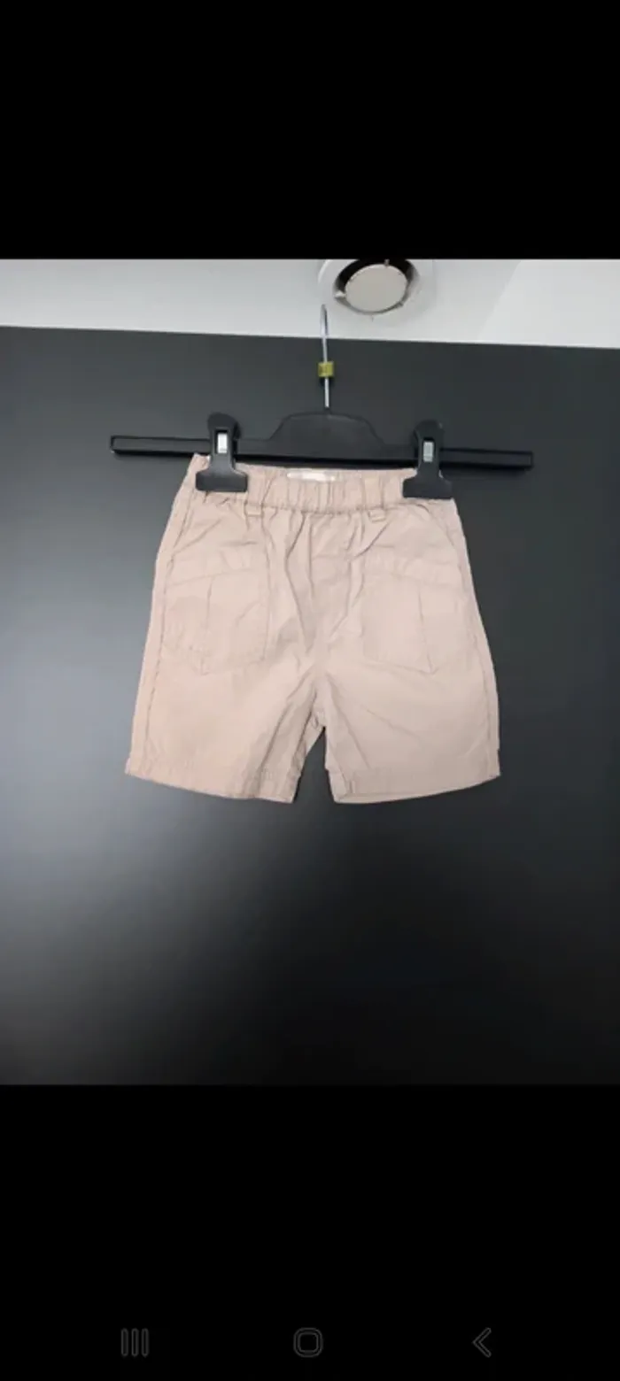 Lot vêtements bebe taille 9mois - photo numéro 10