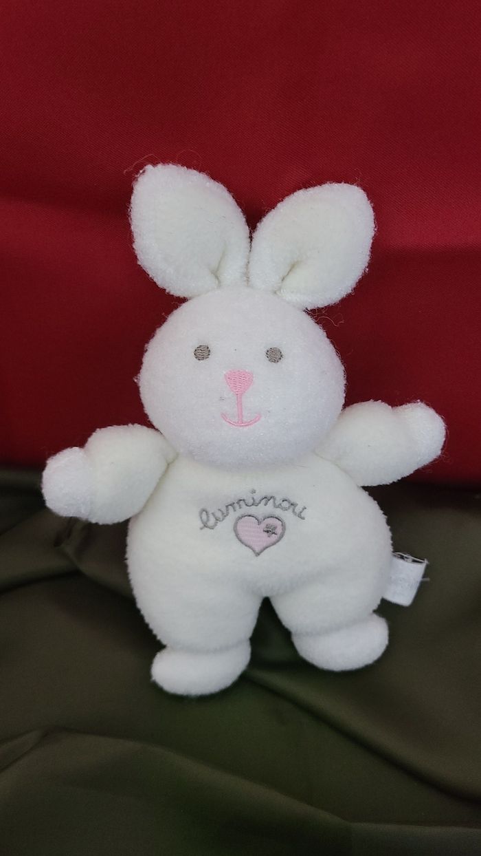 LUMINOU DOUDOU LAPIN BLANC FLUORESCENT COEUR - photo numéro 4
