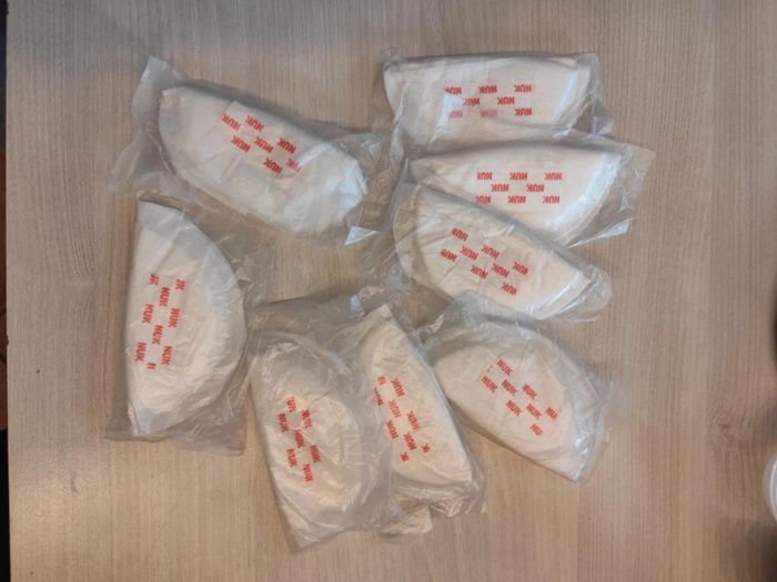 Coussinets allaitement neufs