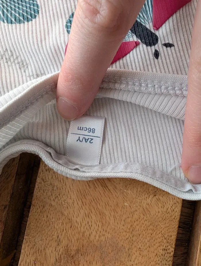 Pyjama 2 pièces 2 ans - photo numéro 2