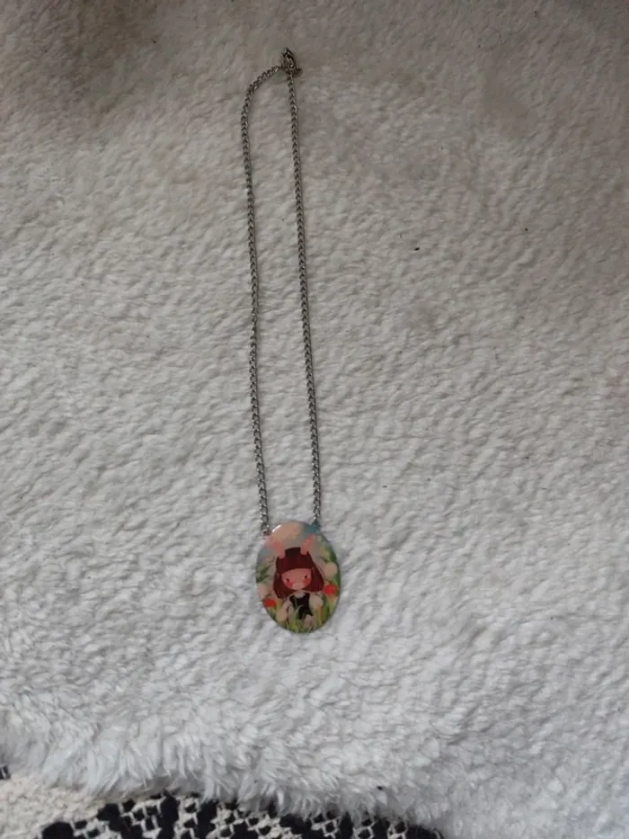 Collier la marelle
