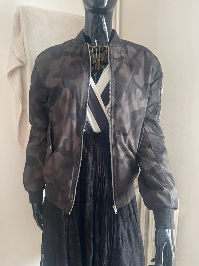 Bomber Bershka Taille S