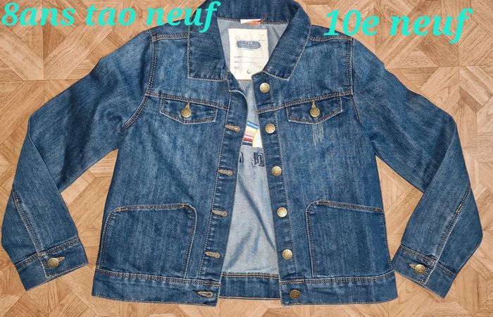 Veste en jean 8ans tape a loeil neuf
