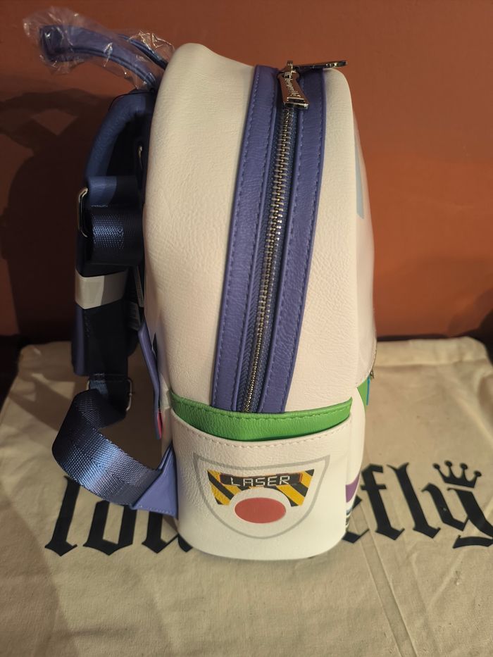 Sac à dos loungefly Disney buzz l'éclair toy story - photo numéro 3