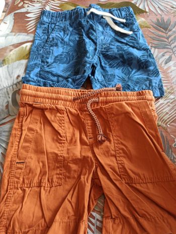 Lot de 2 shorts 2 ans