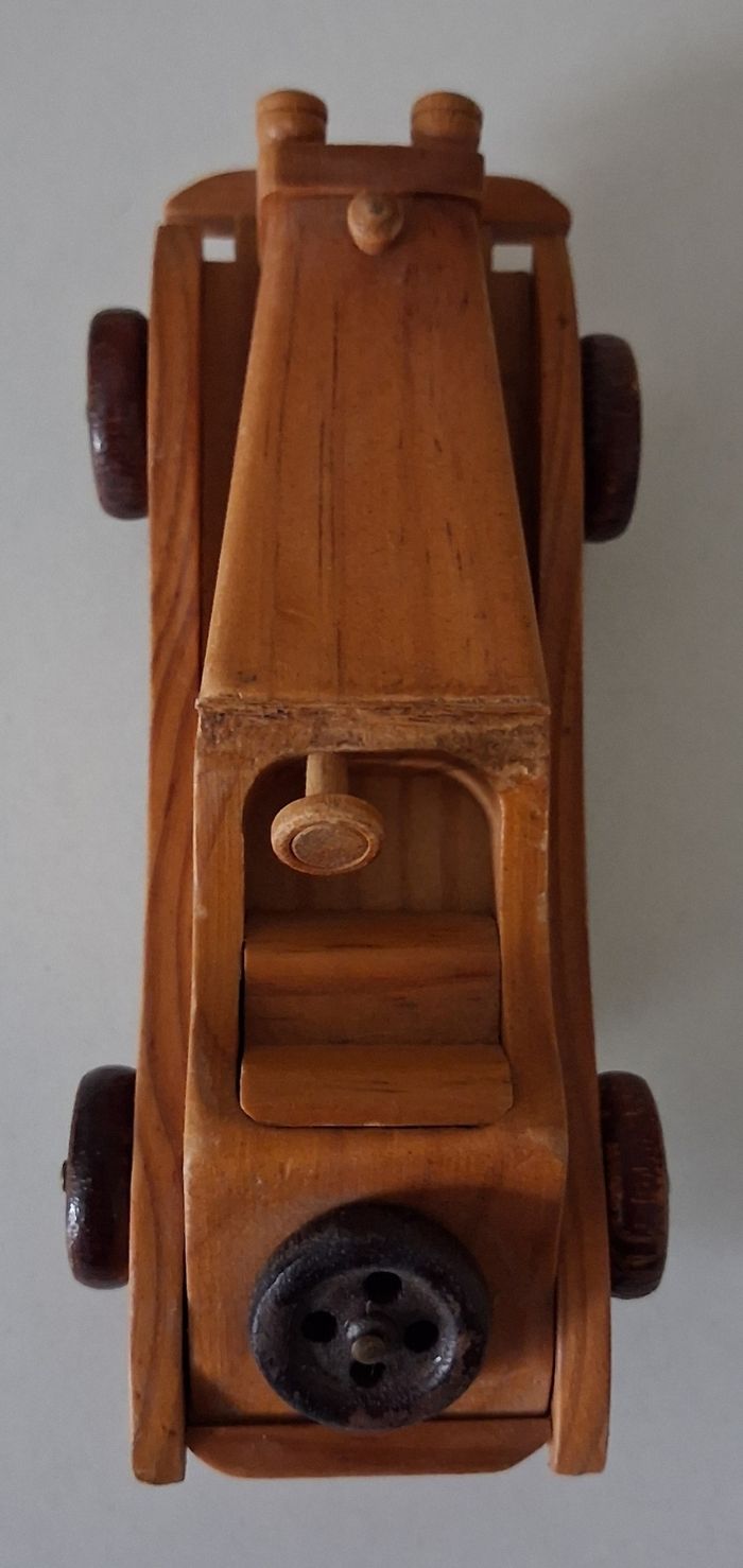 Mercedes en bois vintage de collection - photo numéro 5
