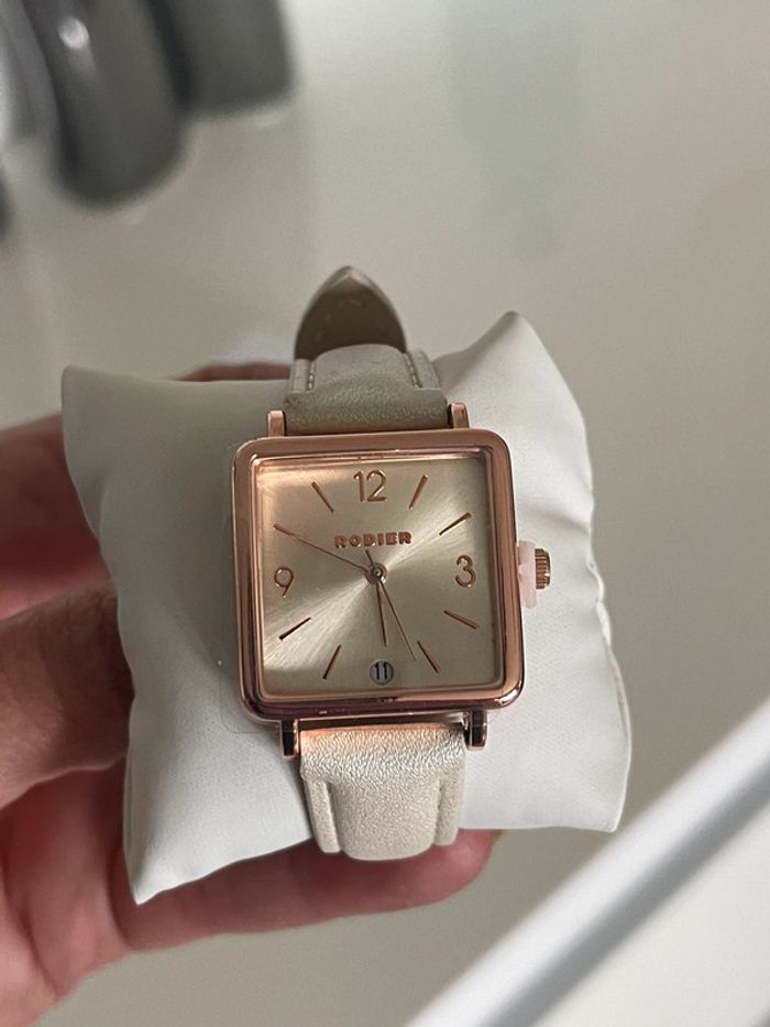 Montre - photo numéro 3