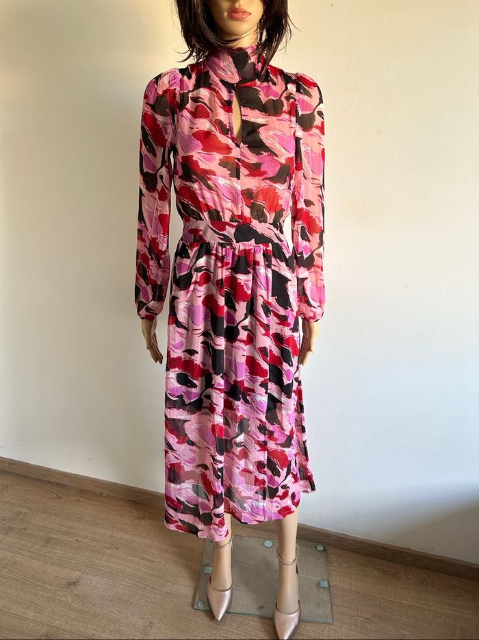 Robe longue rose neuve à manches longues Morgan taille 36 (valeur 90€) - photo numéro 3