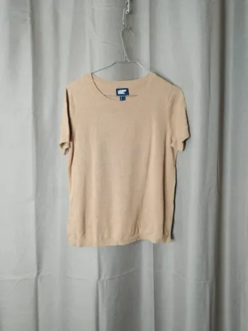 Petit pull manches courtes