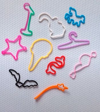 10 bracelets formés multicolores caoutchouc