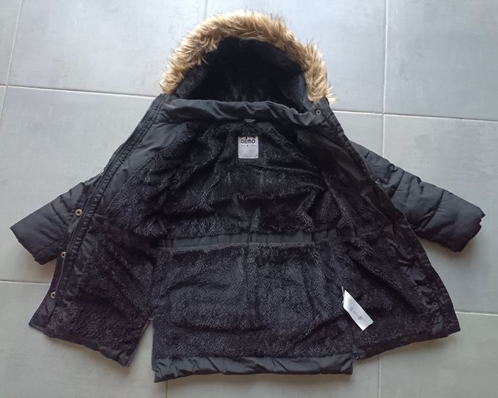 Doudoune noire fille en 6 ans - photo numéro 3