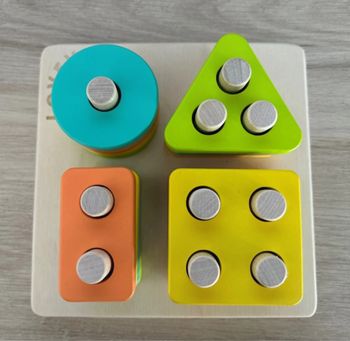 Puzzle formes géométriques en bois Lovevery