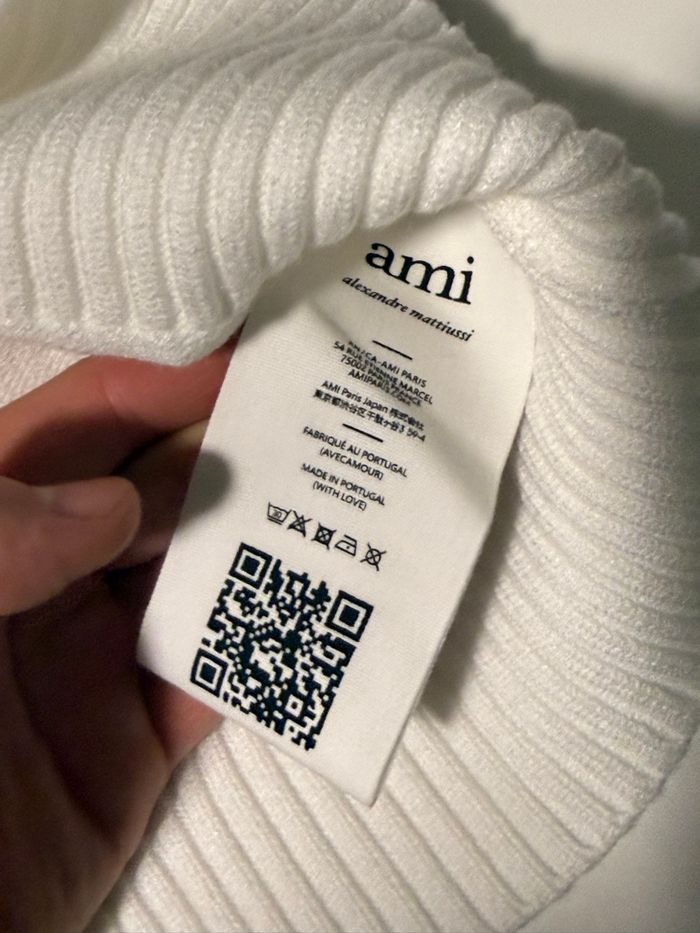 Pulls Ami Taille XL blanc avec le coeur rouge - photo numéro 4