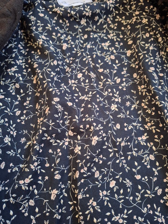 Veste perfecto  imitation daim noir et liberty fille Vertbaudet 6 ans – Neuve - photo numéro 4
