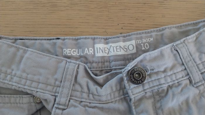 Lot de 2 bermudas garçon 10ans en très bon état - photo numéro 4