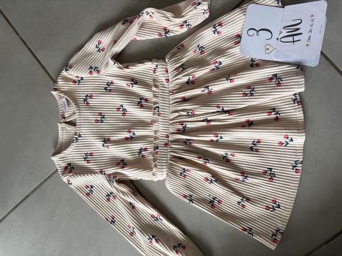 Robe 3 ans - photo numéro 1