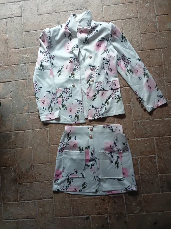 🌹ensemble taille 40🌹 - photo numéro 1