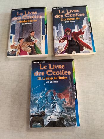 Lot de 3 livres le livre des étoiles
