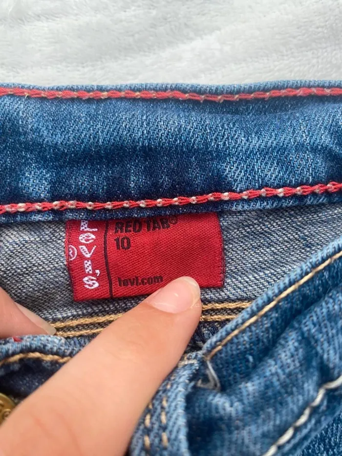 Jean bleu Levi's taille 10ans - photo numéro 4