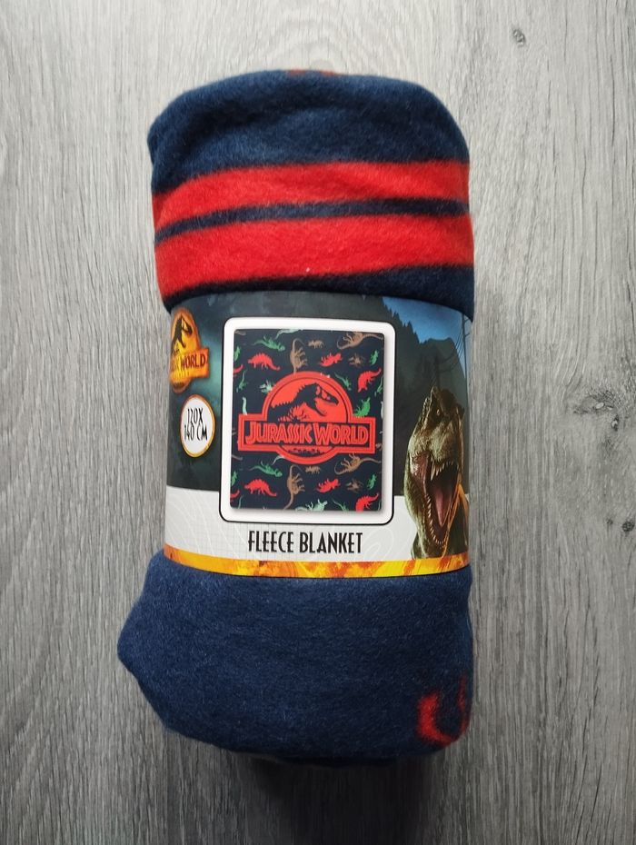 Jurassic World Dominion : Plaid Polaire 100% Polyester- 120x140cm