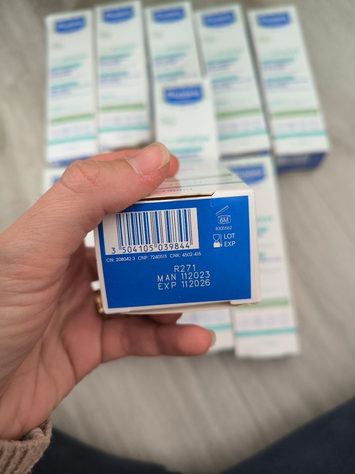Lot 11 ou à l'unité crème Stelatopia+ bébé Mustela - photo numéro 2
