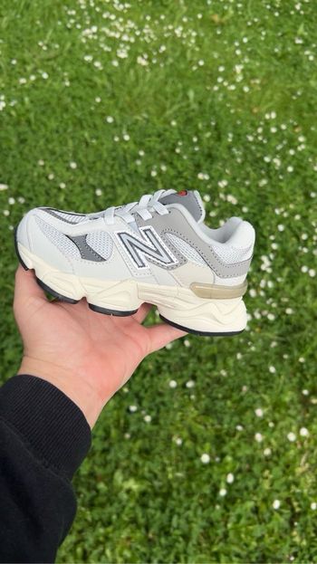 New balance 9060