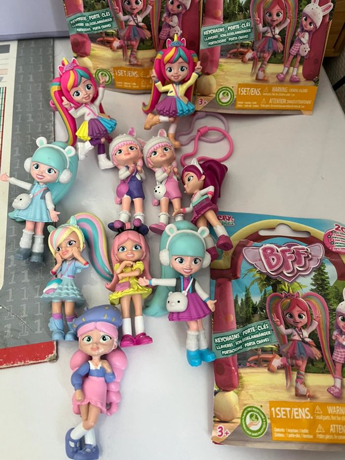 Figurine Cry babies bff sachet mystère