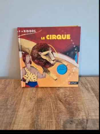 Livre enfant le cirque kididoc