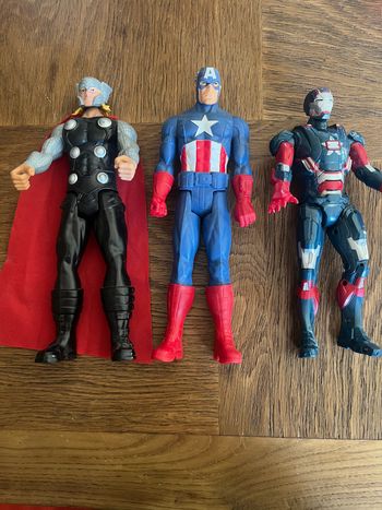 Lot de 3 figurines Marvel