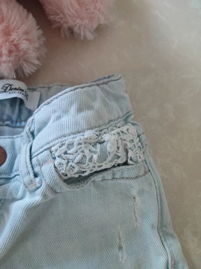 Adorable short denim délavé 2/3ans - photo numéro 5