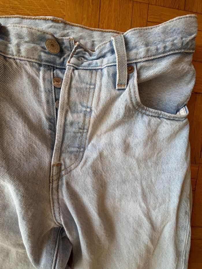 Jean Levi’s 501 crop 25x26