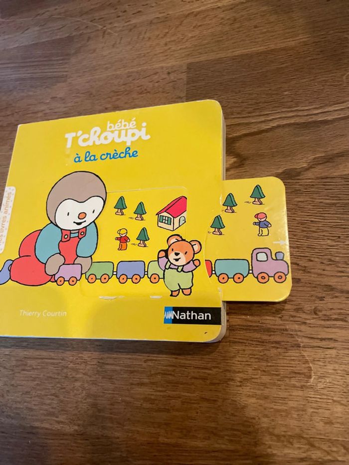 Livre cartonné Mes livres animés Tchoupi à la crèche - photo numéro 2