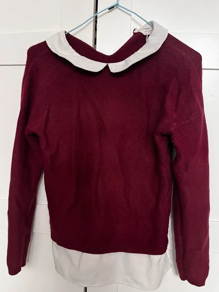 Pull bordeaux col et fausse chemise en bas