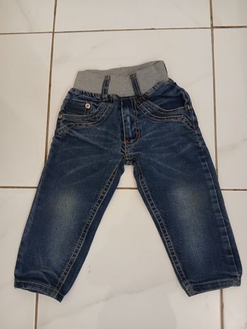 Pantalon jean bebe garcon  2 poche devant et derriere
