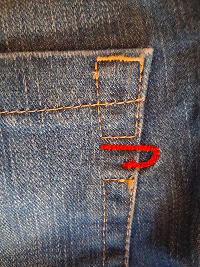 Jean's Diesel taille 42 - photo numéro 5